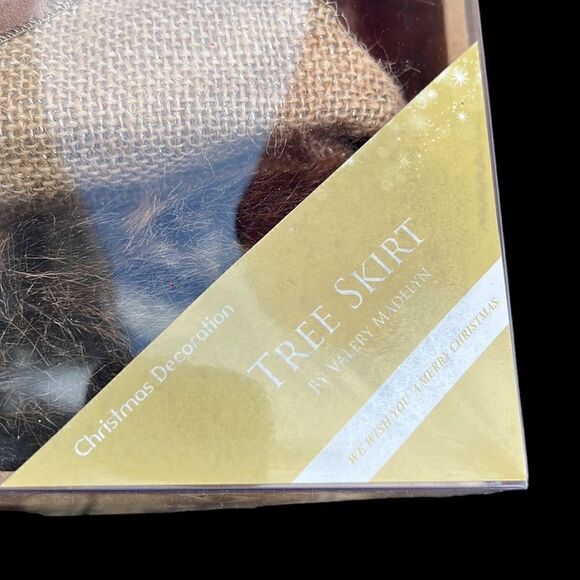 Christmas Tree Skirt Brown Valery Madelyn Faux Fur Burlap Bronze Snowflake 48” - Picture 9 of 10